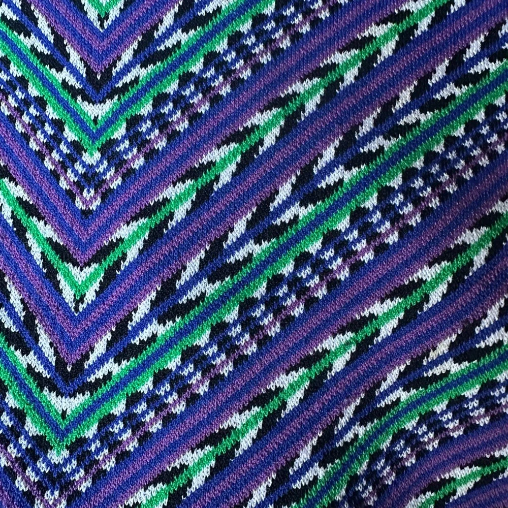Ethnic geometric tribal ikat pattern Aztec native boho wool women knit top Size2